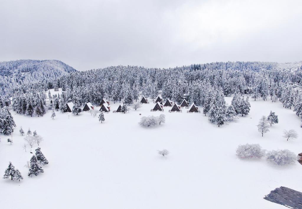 重慶武?。?ldquo;冰雪世界”引客來