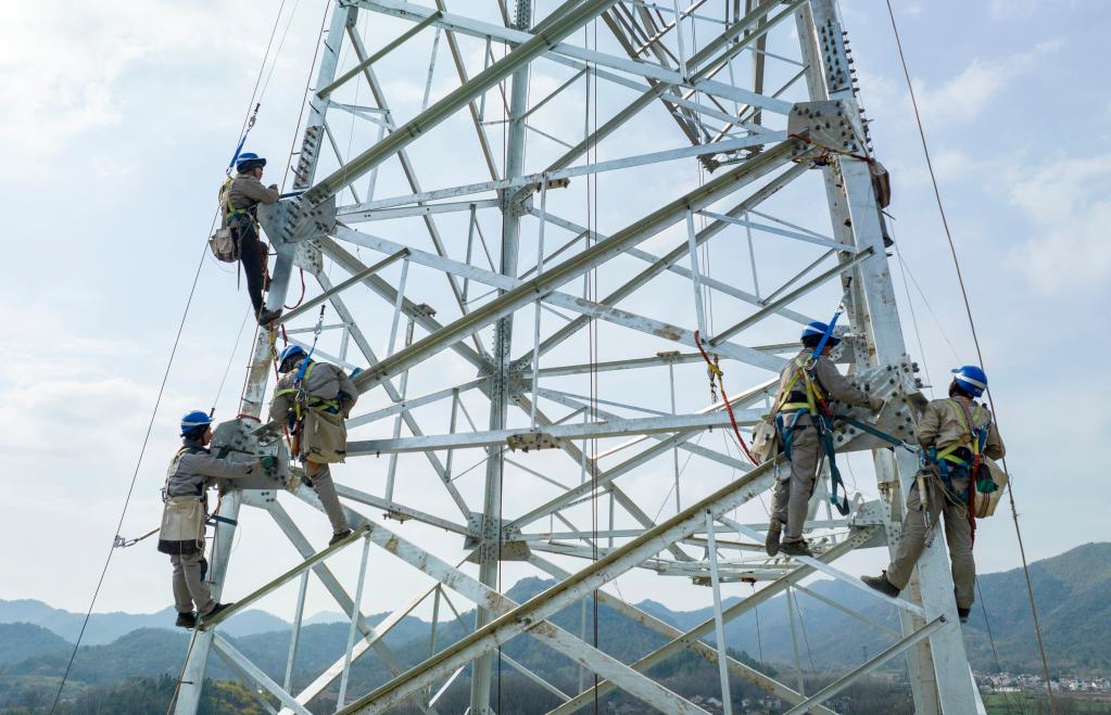 安徽：電網(wǎng)重點工程建設(shè)跑出“加速度”