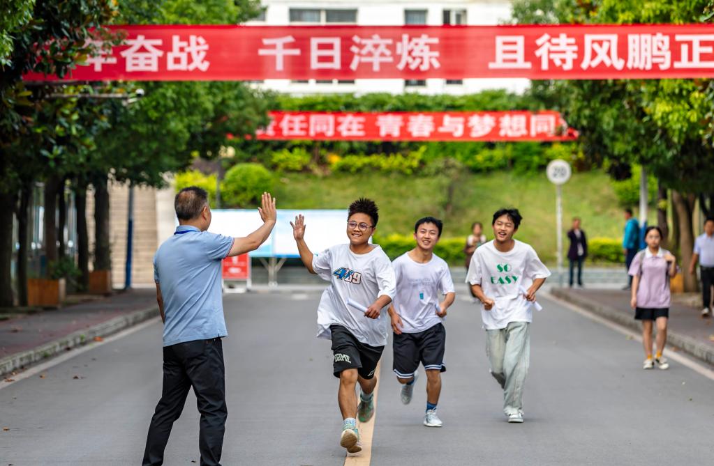 鏡觀中國·新華社國內(nèi)新聞照片一周精選