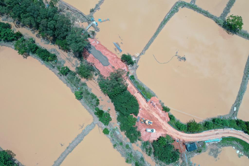 廣西合浦縣開展強降雨災(zāi)后重建