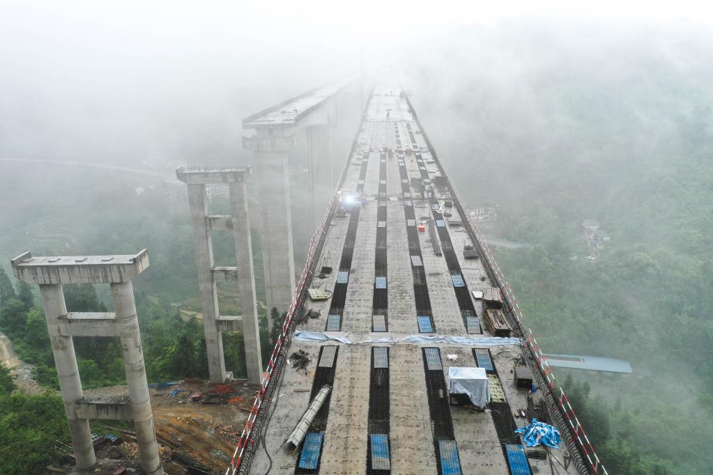 貴州六安高速建設(shè)有序推進(jìn)