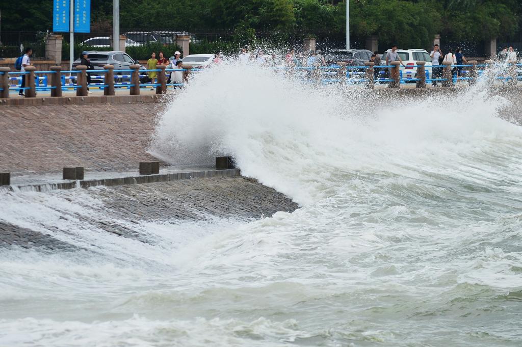 臺(tái)風(fēng)“杜蘇芮”影響青島